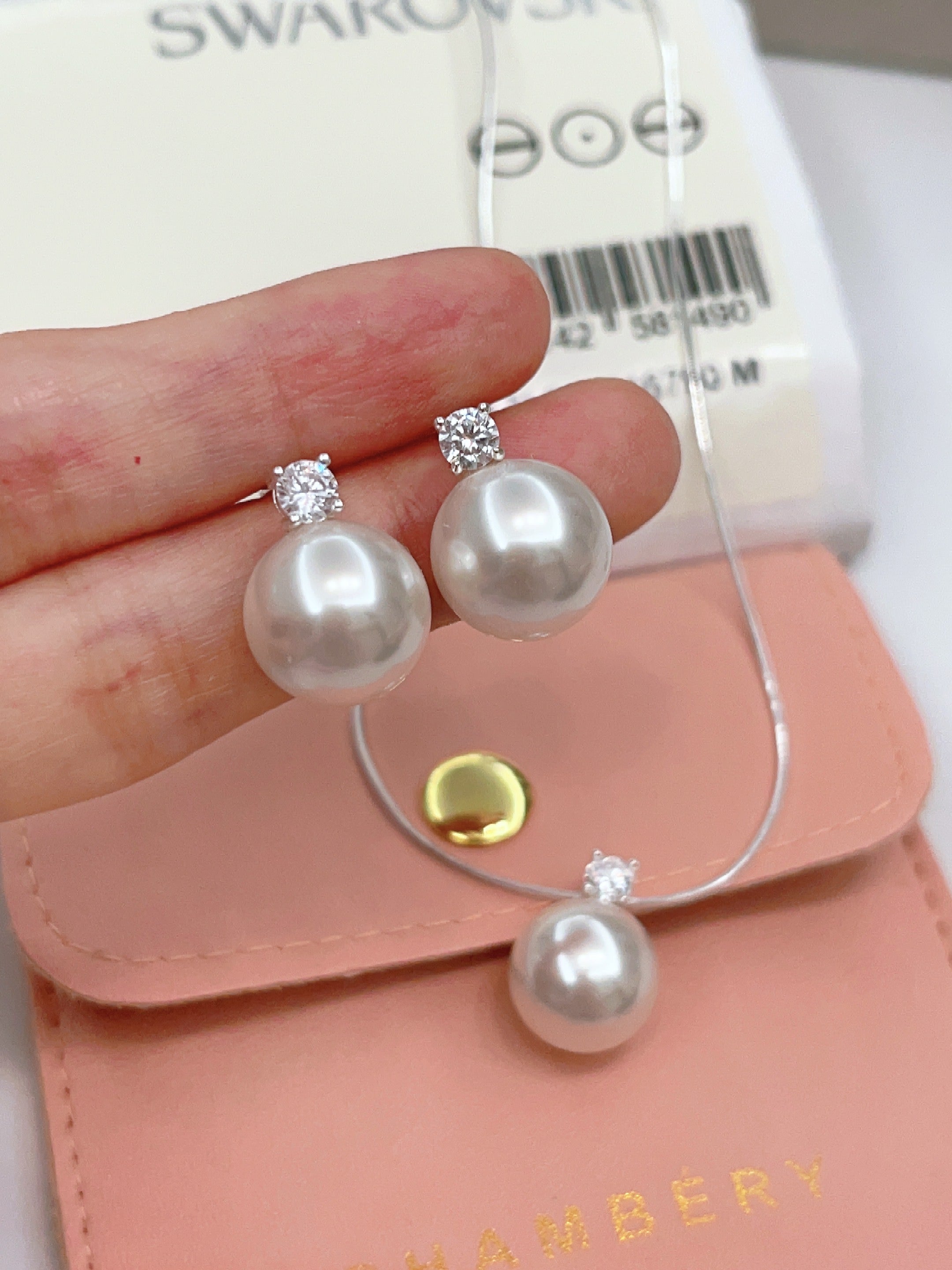 Velira Diana Pearl Ear Stud