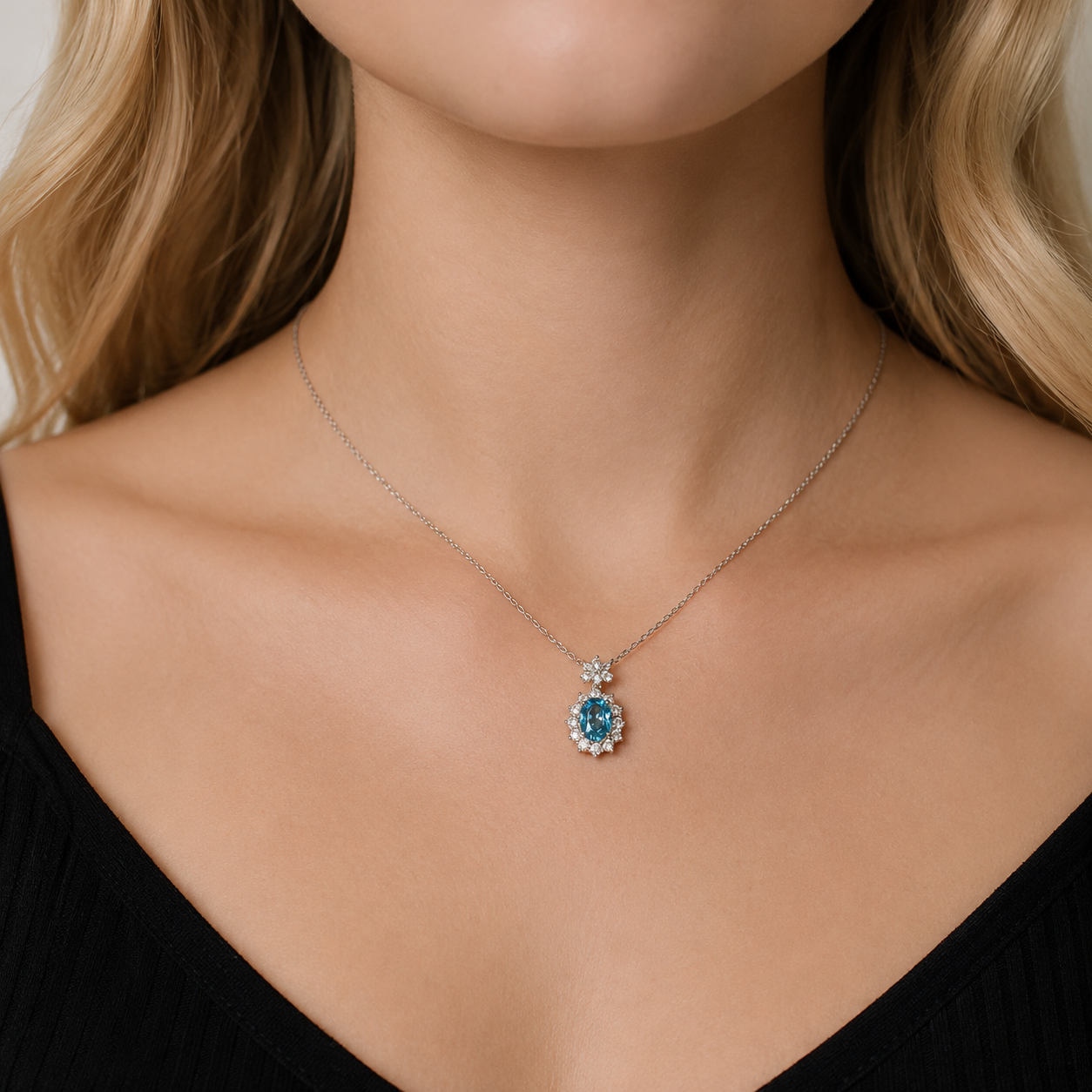 Velira Aquamarine D Necklace
