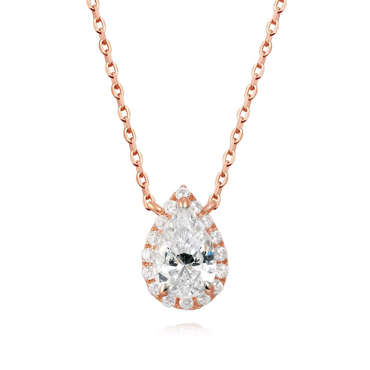 Velira Oval Necklace