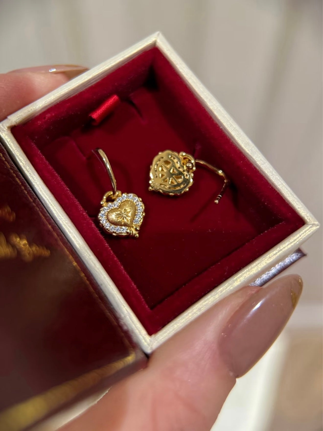 Velira Vintage Brushed Gold Diamond Earrings