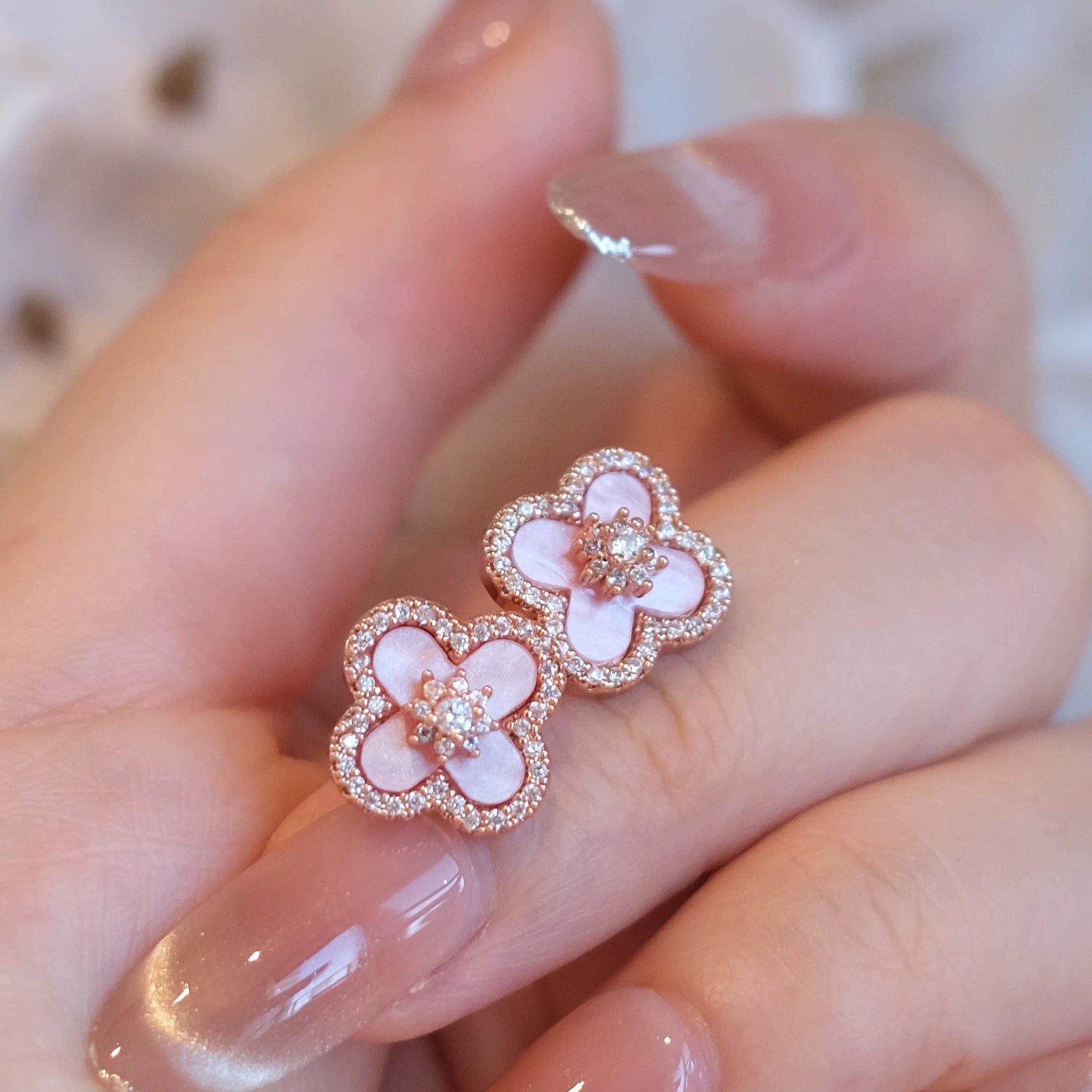 Velira Sakura Cleef Bracelet