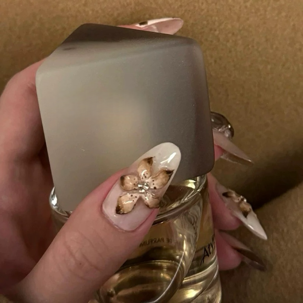 Velira Amber Iris Nails