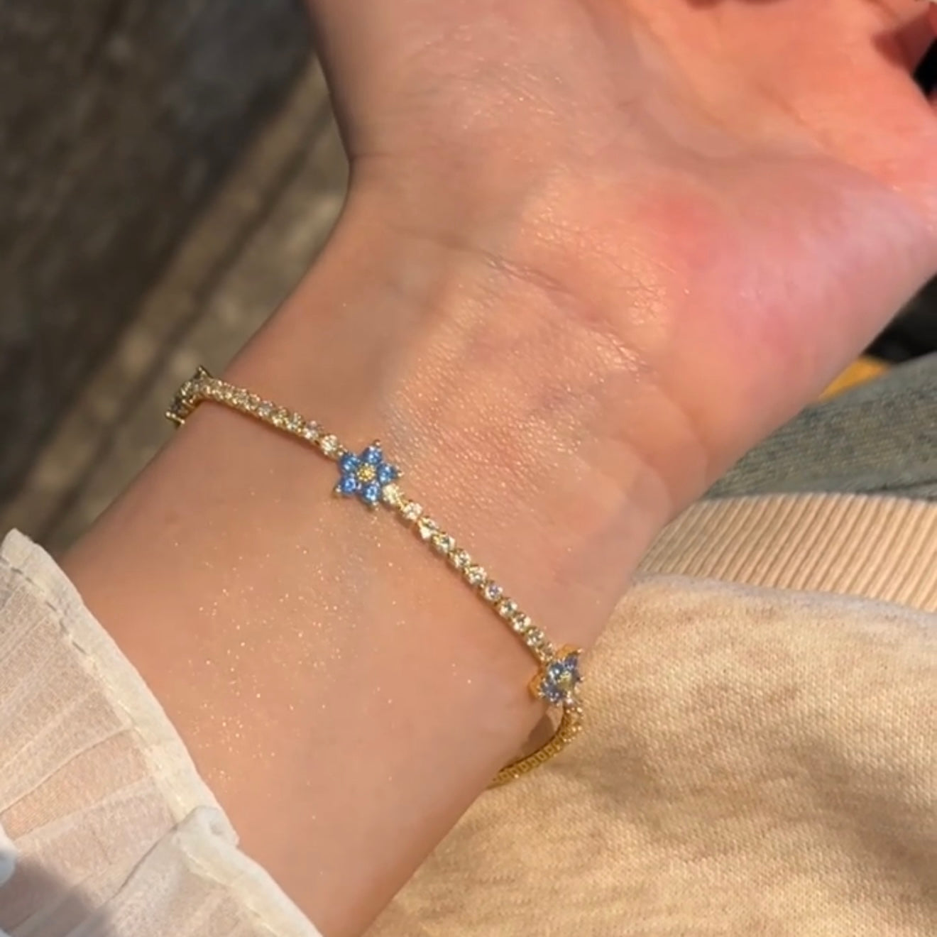 Velira Flower Tennis Bracelet