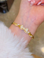 Velira Aurora Bow Bracelet
