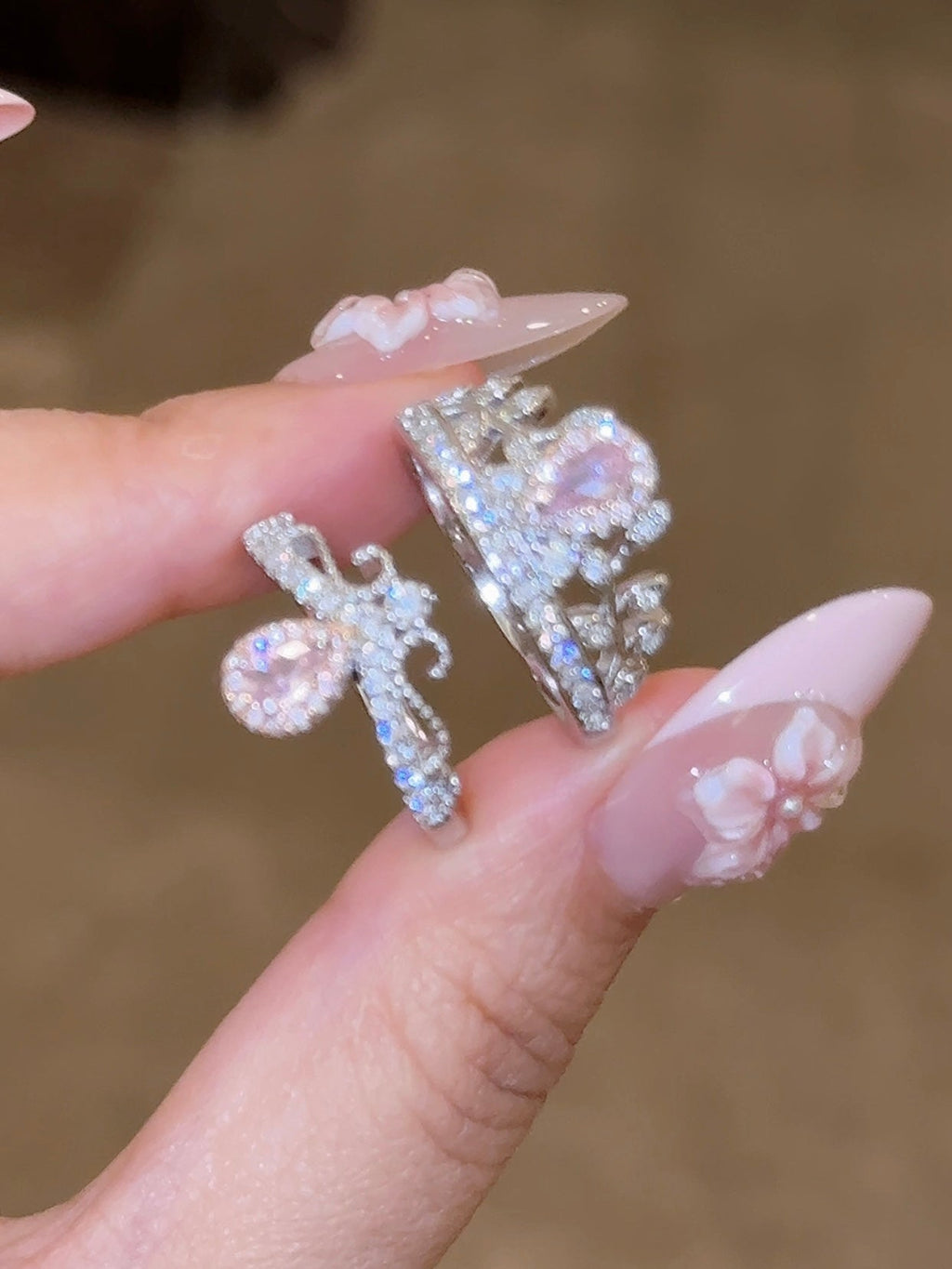 Velira HESTIA CROWN RING