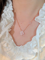 Velira Sakura Cleef Set