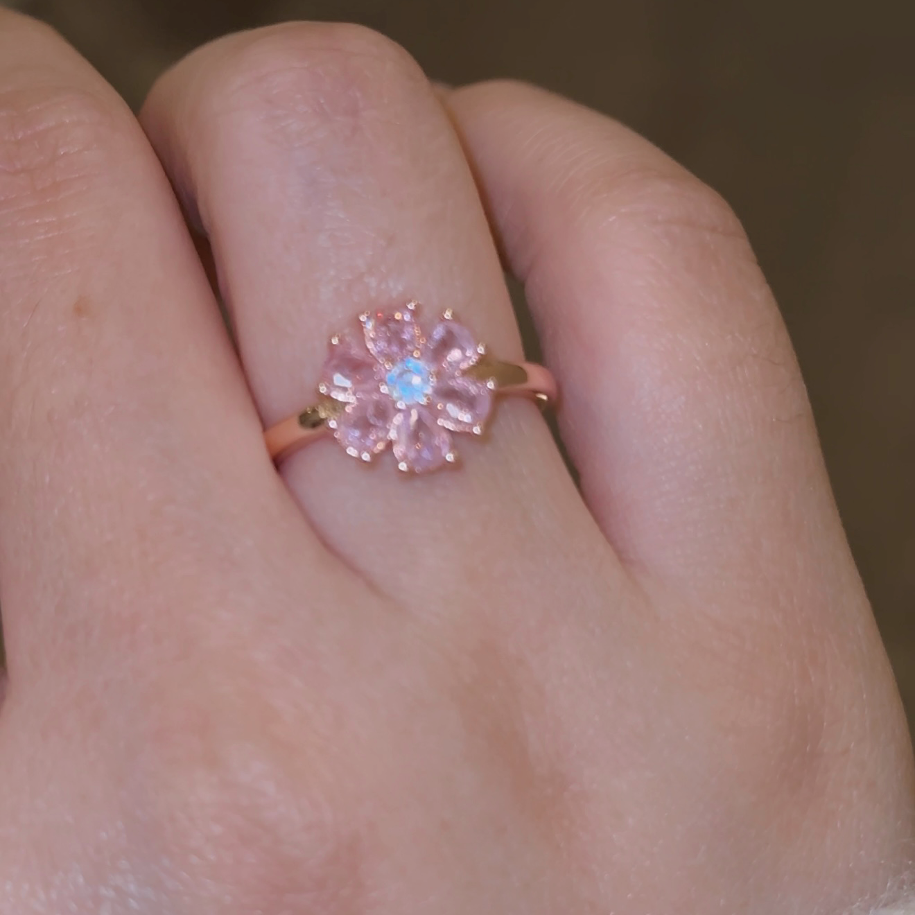 Velira Daisy Rose Gold Open Ring