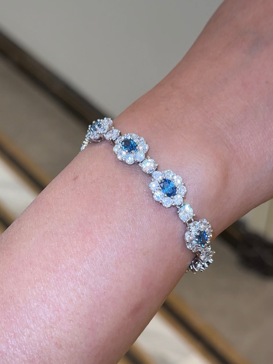 Velira Ice Blue Flower Bracelet