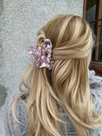 Velira French Chic Triangle Clip