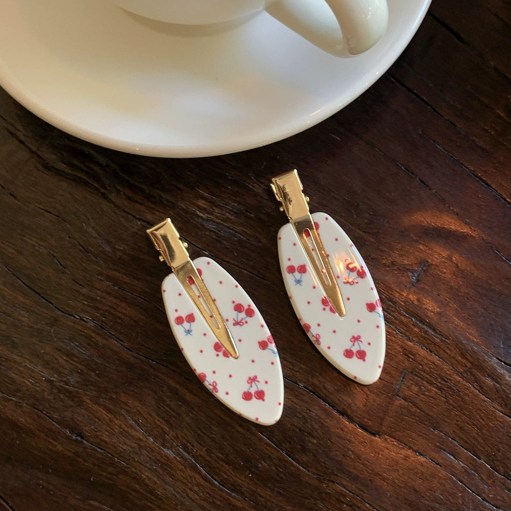 Velira Cherry Claw Clip