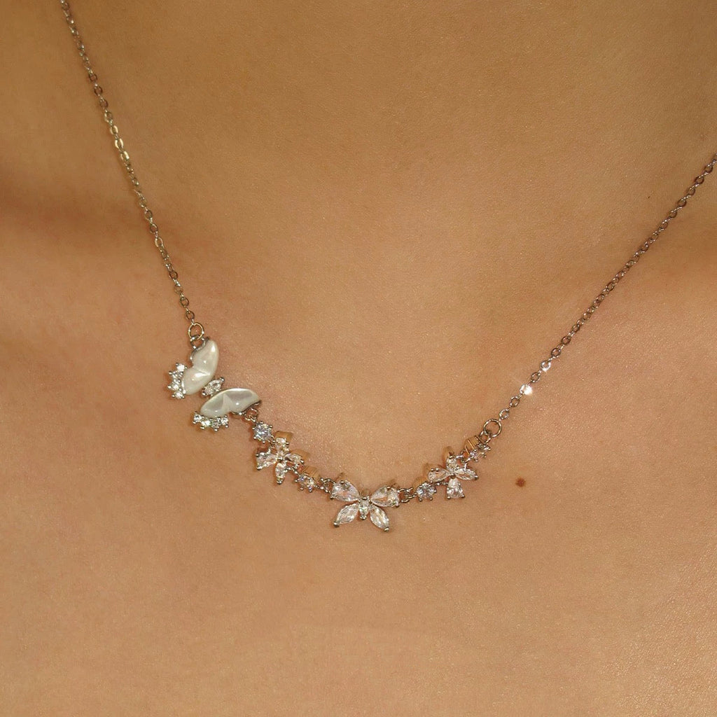 Velira Butterfly necklace Y