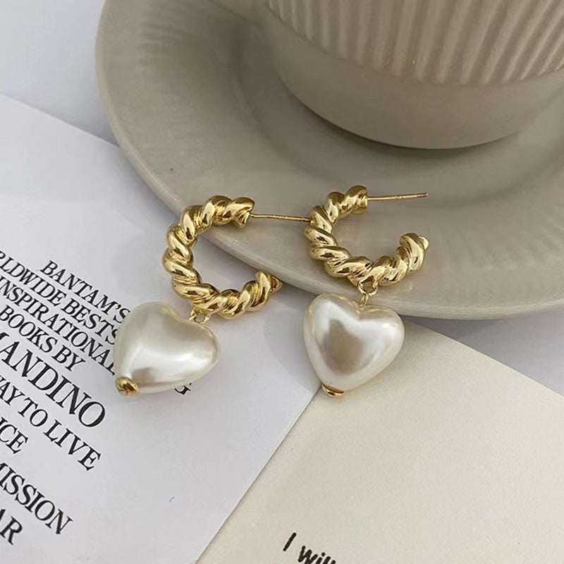 Velira Heart-shaped Pearl Pendant Drop Earrings