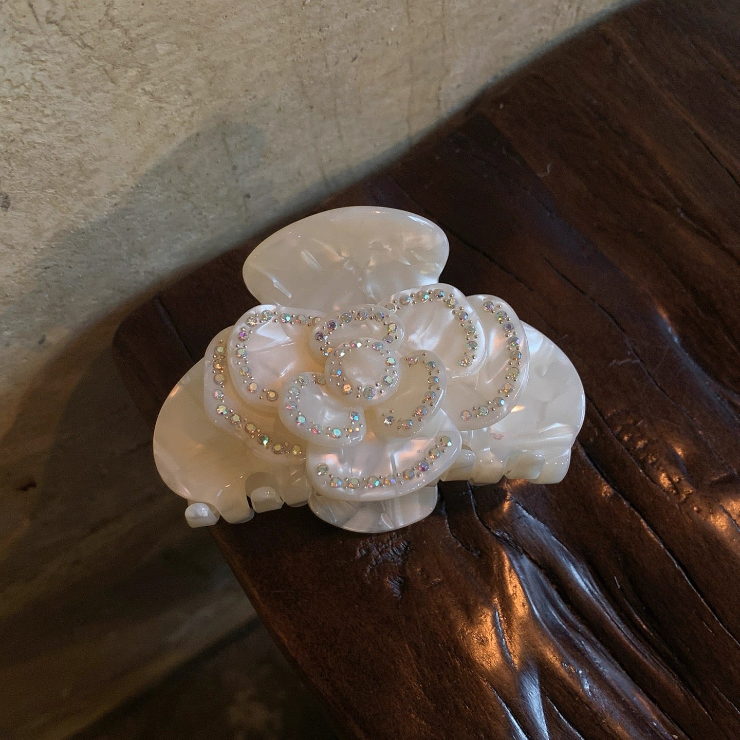 Velira Rose Diamond Claw