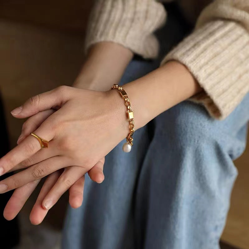 Velira PEARL BRACELET