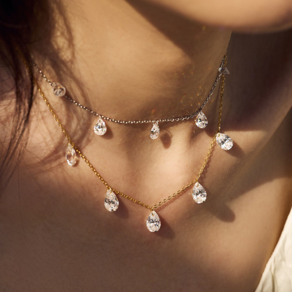 Velira Diamond Pendant Necklace