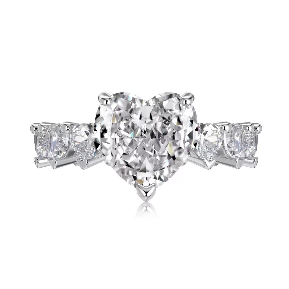 Velira Love Heart Ring