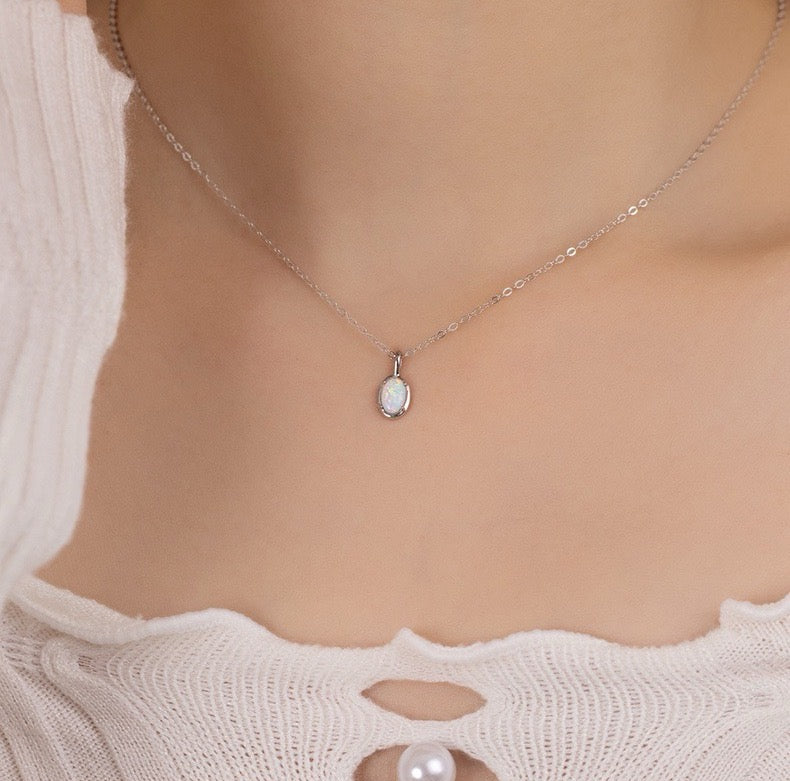 Velira Ozar Necklace