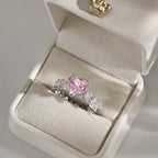 Velira Love Heart Ring