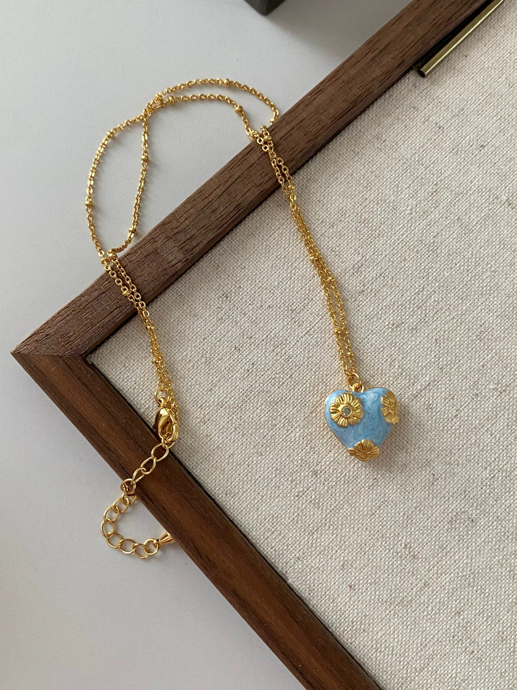 Velira BLUE HEART