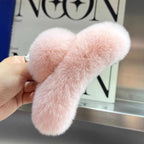 Velira Furry Claw Clip