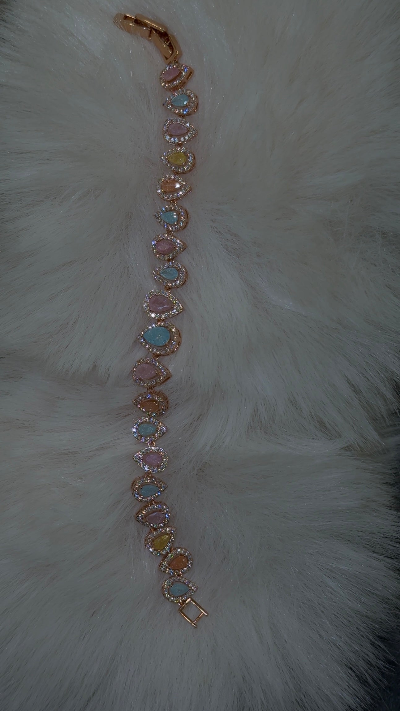 Velira Rainbow Oval diamond bracelet