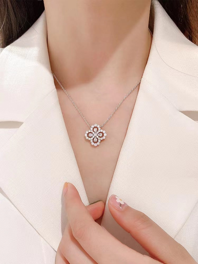 Velira HANA GARDEN NECKLACE