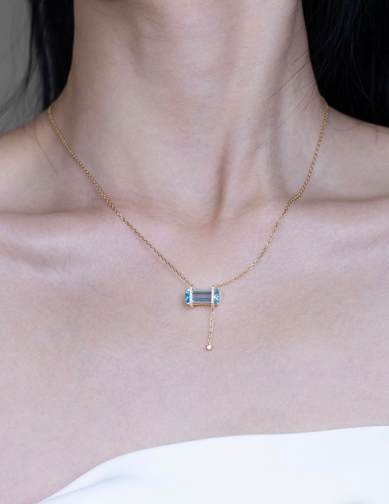 Velira ELSA NECKLACE