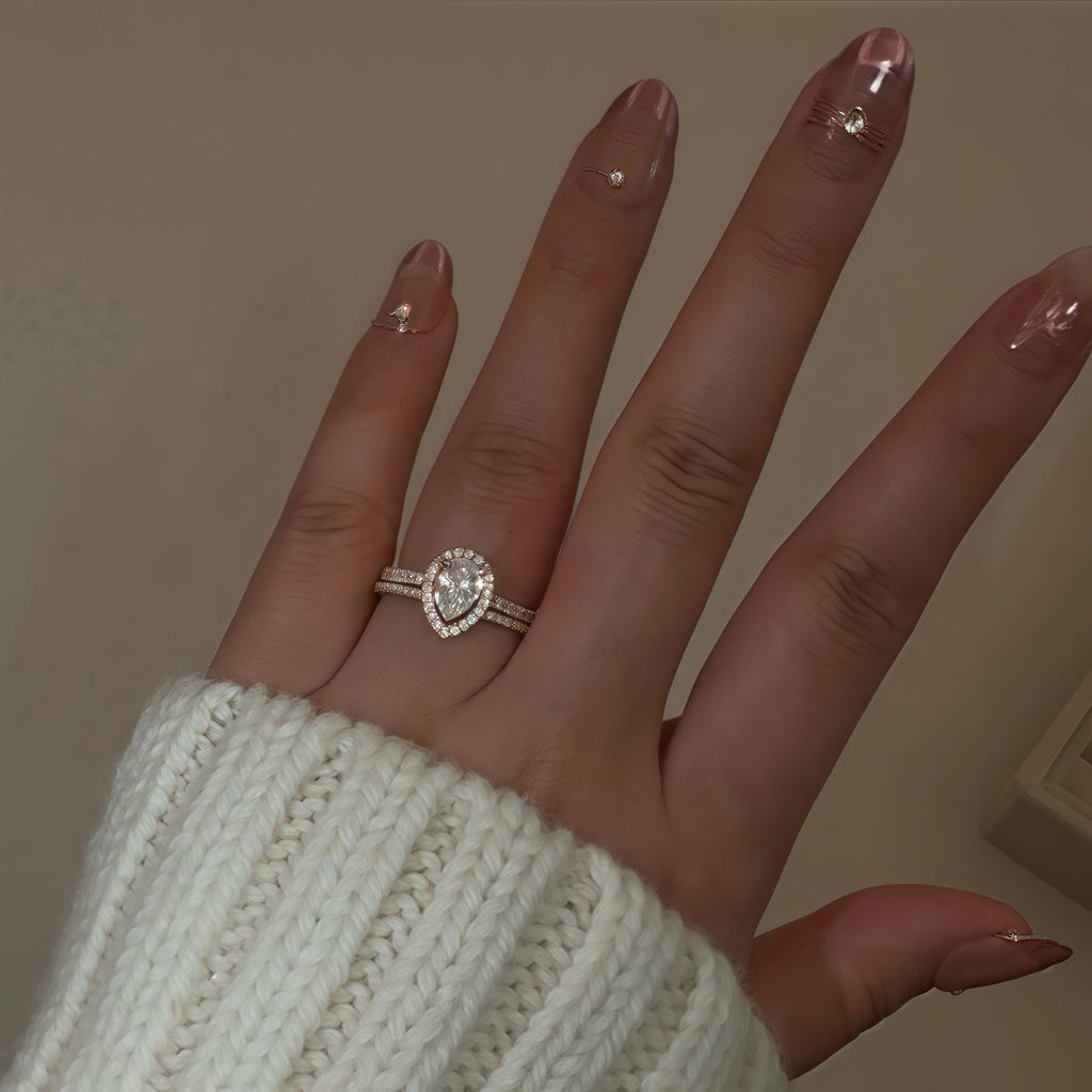Velira Miaa Pear Ring