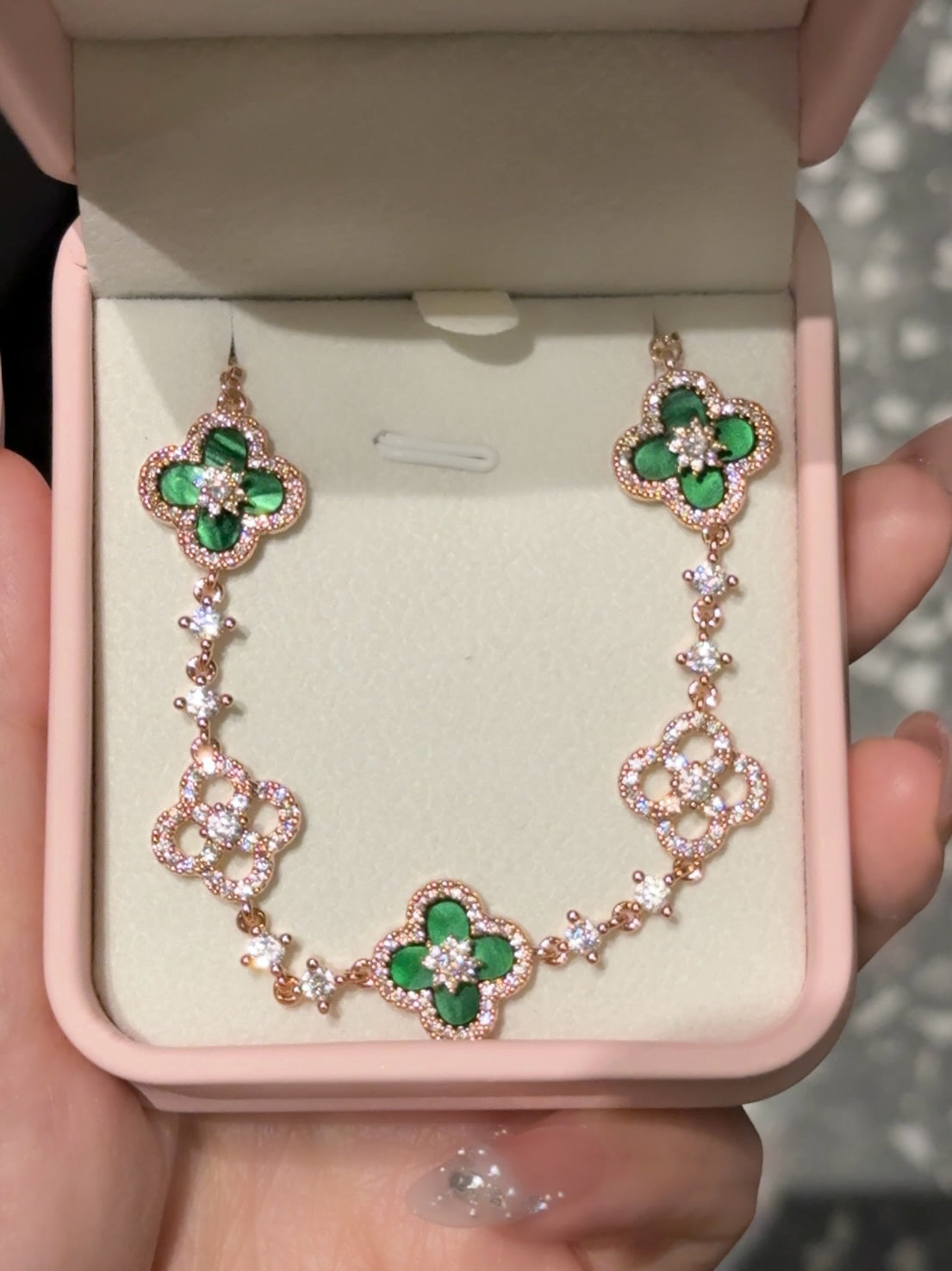 Velira Green Cleef Bracelet