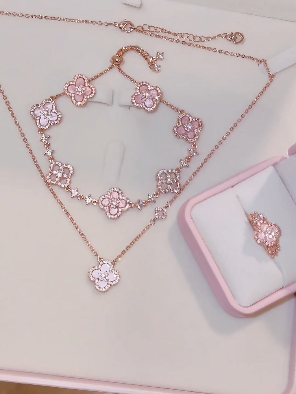 Velira Sakura Cleef Bracelet