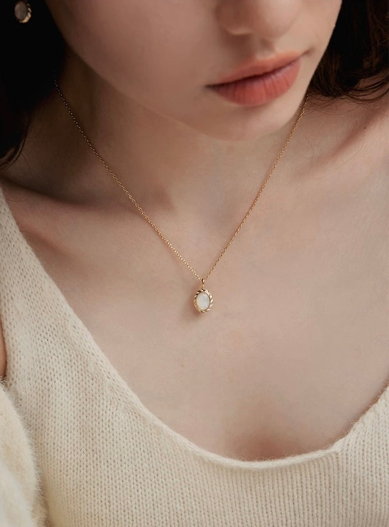 Velira Goldier Necklace Set
