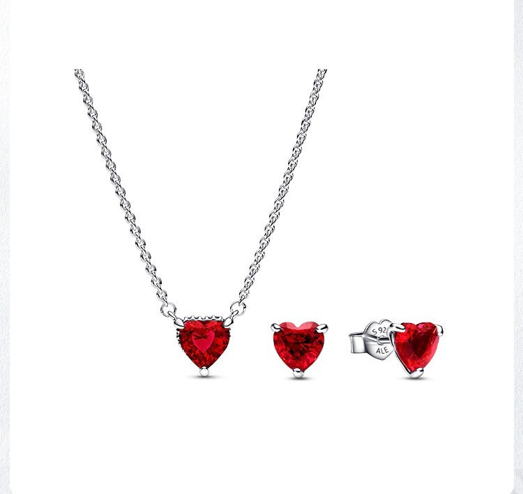 Velira Heart Necklace Set