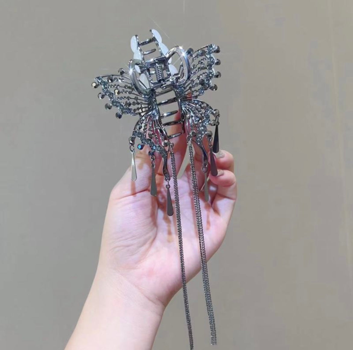 Velira Butterfly Claw clip