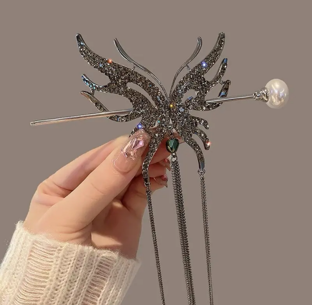 Velira Butterfly Hair Clip