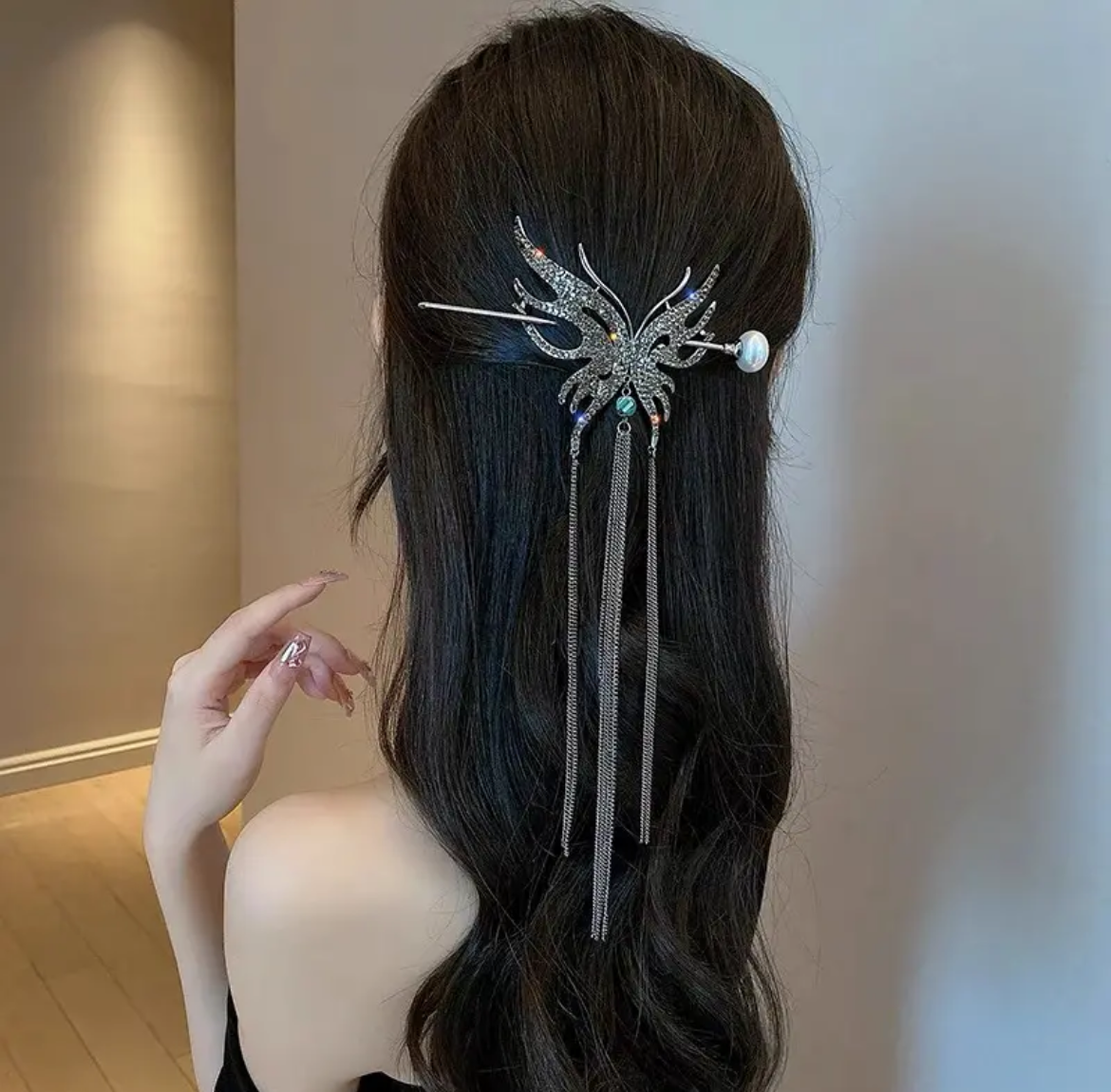 Velira Butterfly Hair Clip